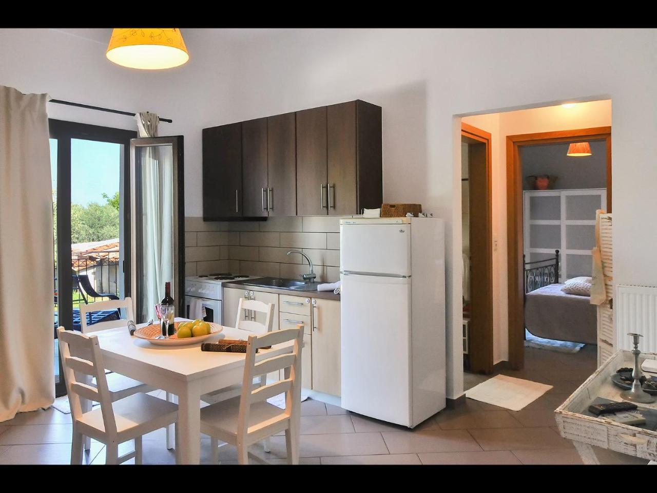 Prínos Athanasia'S Apartments מראה חיצוני תמונה